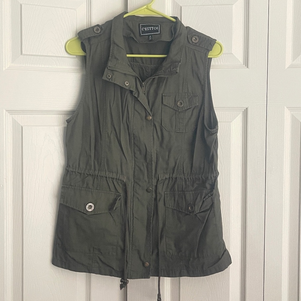C'estToi women's olive green Utility Style Long Vest - Size M.   #410